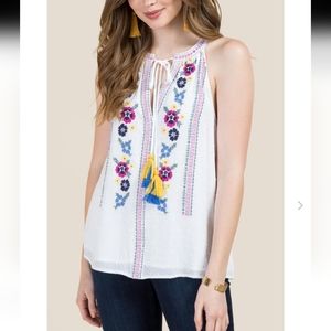 Alya Daphne Embroidered Tassle Top. Size small